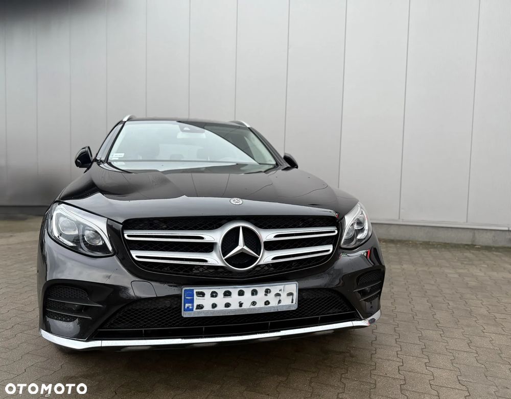 Mercedes-Benz GLC - 4