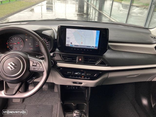 Suzuki Swift 1.2 Dualjet Hybrid MT Club - 24