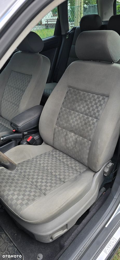 Audi A6 Avant - 24