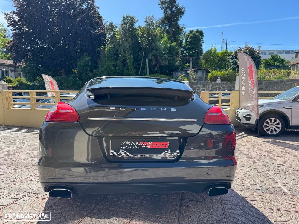 Porsche Panamera Platinum Edition - 9