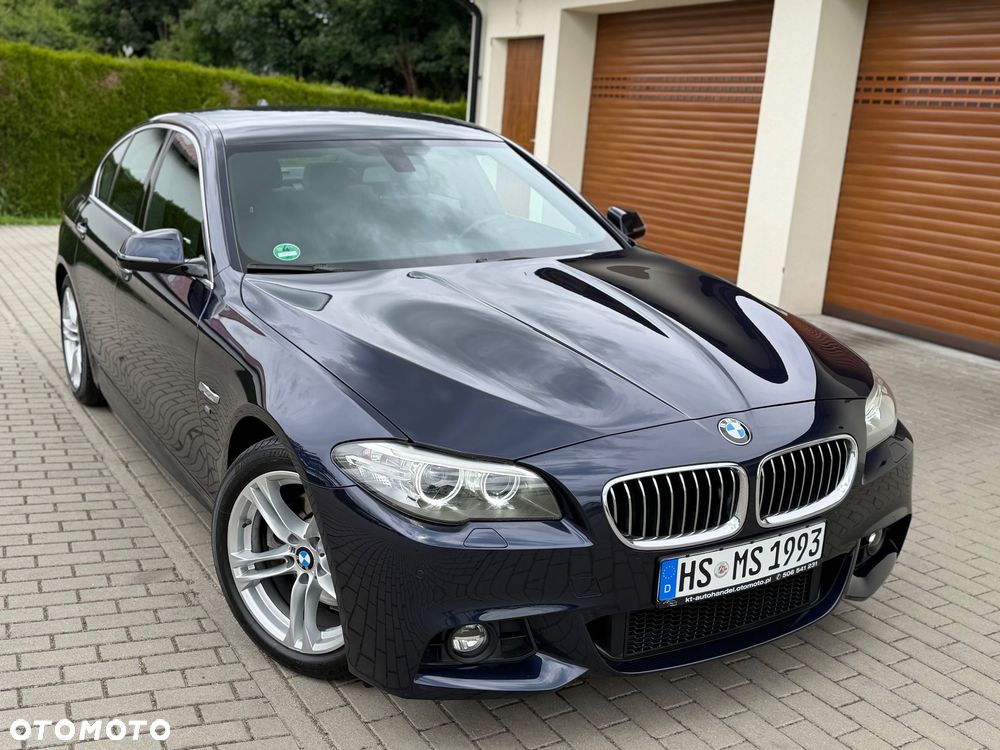 BMW Seria 5 520i Sport-Aut - 2