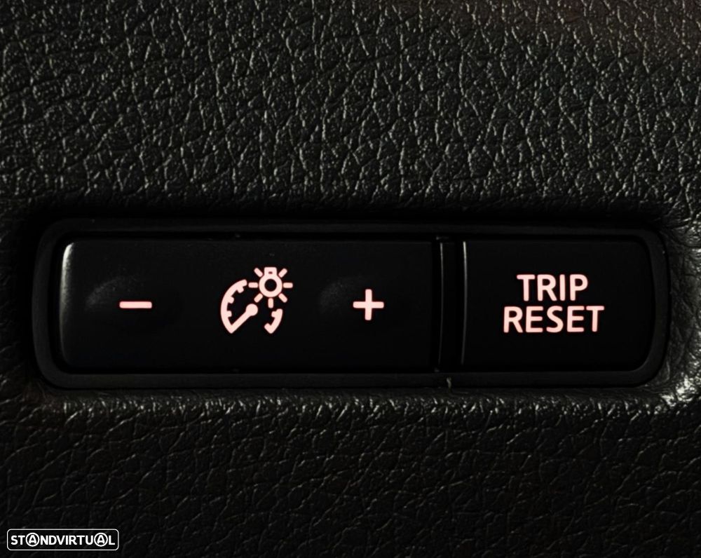 Nissan Qashqai 1.6 dCi Tekna Premium Pele S Alcantara Xtronic - 34