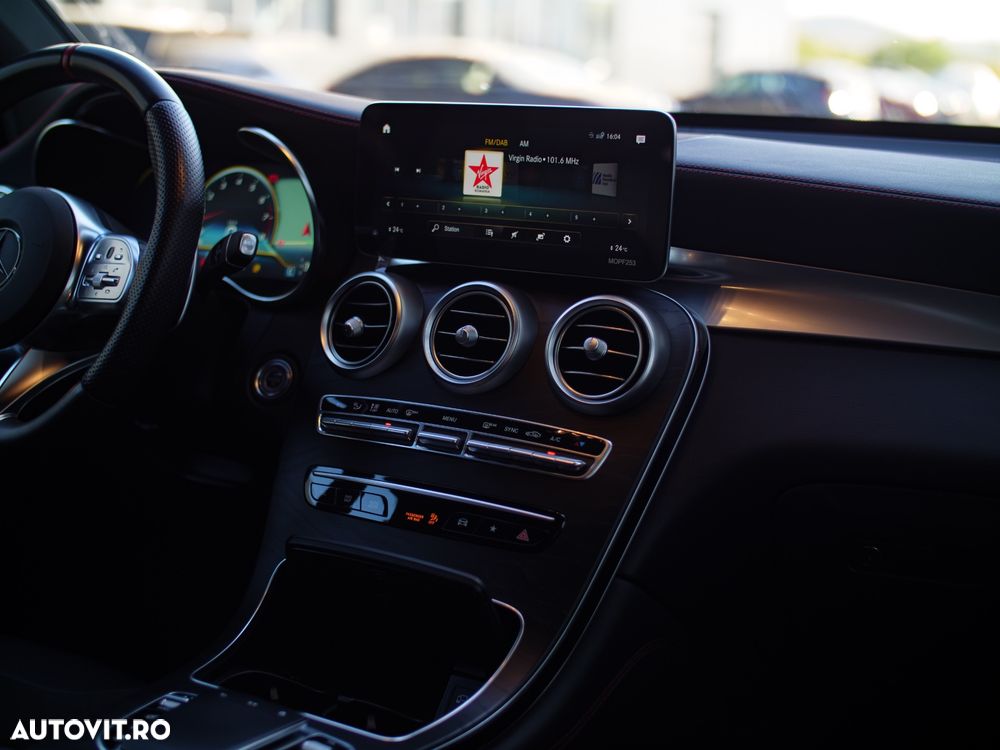 Mercedes-Benz GLC - 26