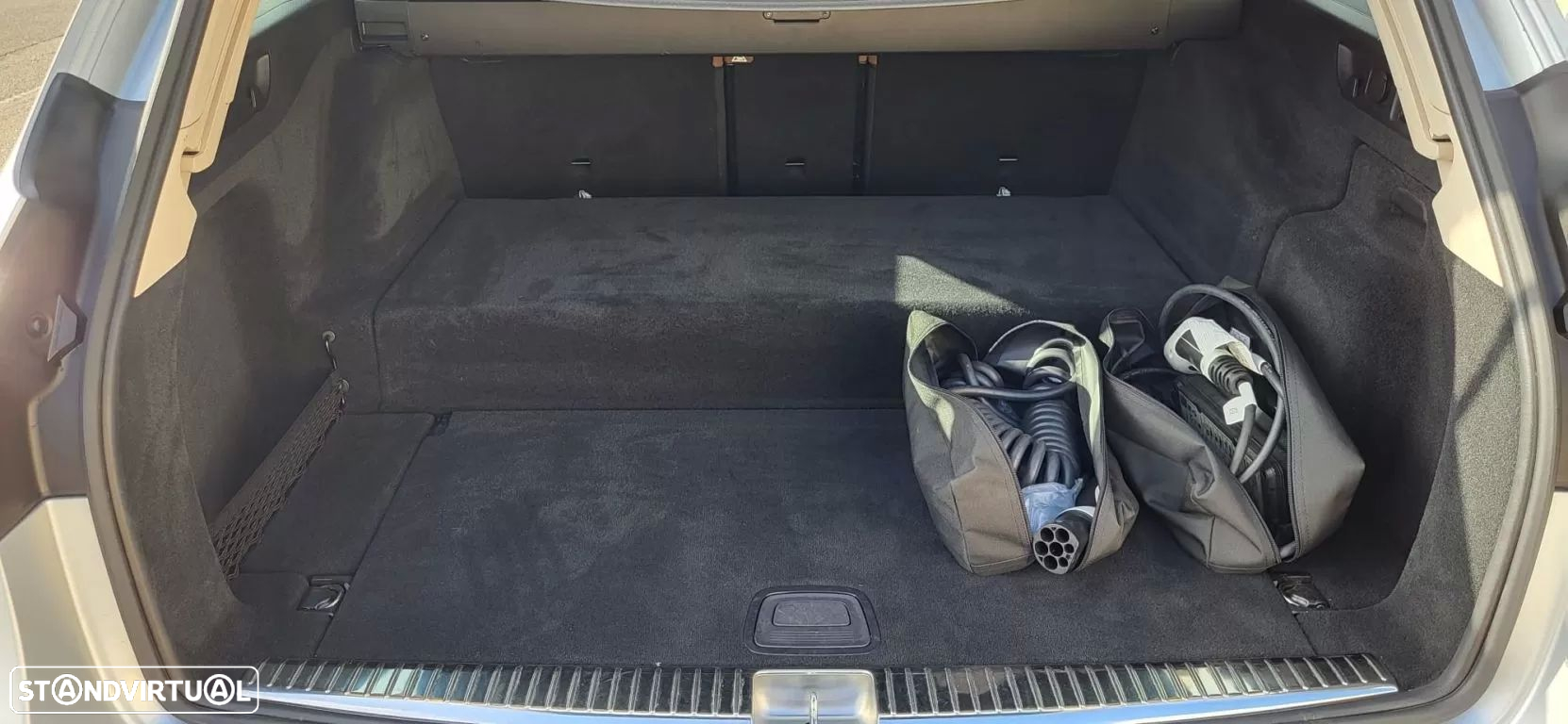 Mercedes-Benz E 300 de Exclusive Line - 29