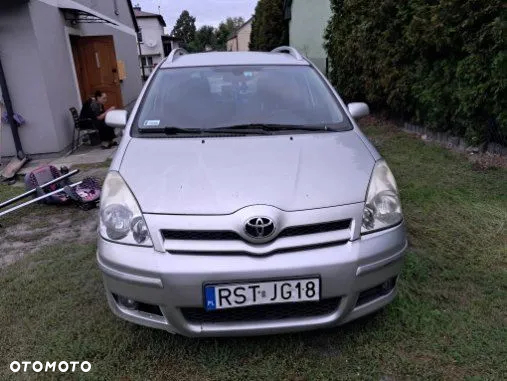 Toyota Corolla Verso 2.2 D-4D Prestige 7os - 7