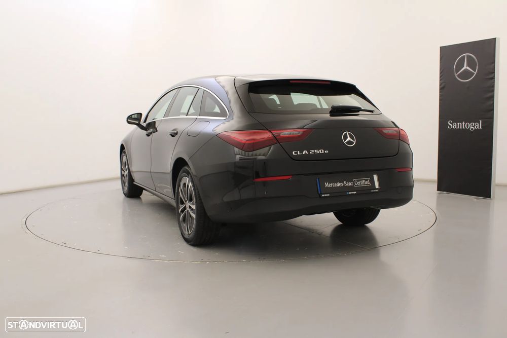 Mercedes-Benz CLA 250 e - 9