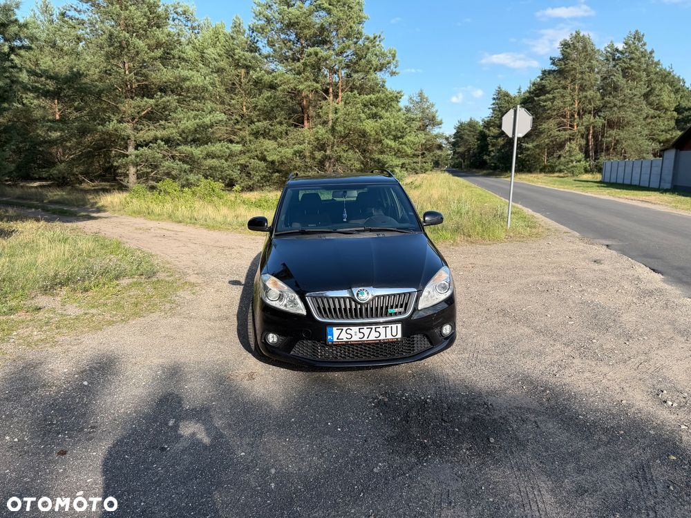 Skoda Fabia 1.4 TSI DSG RS - 4