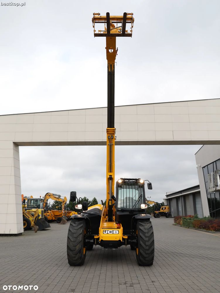 JCB 531-70 - 12