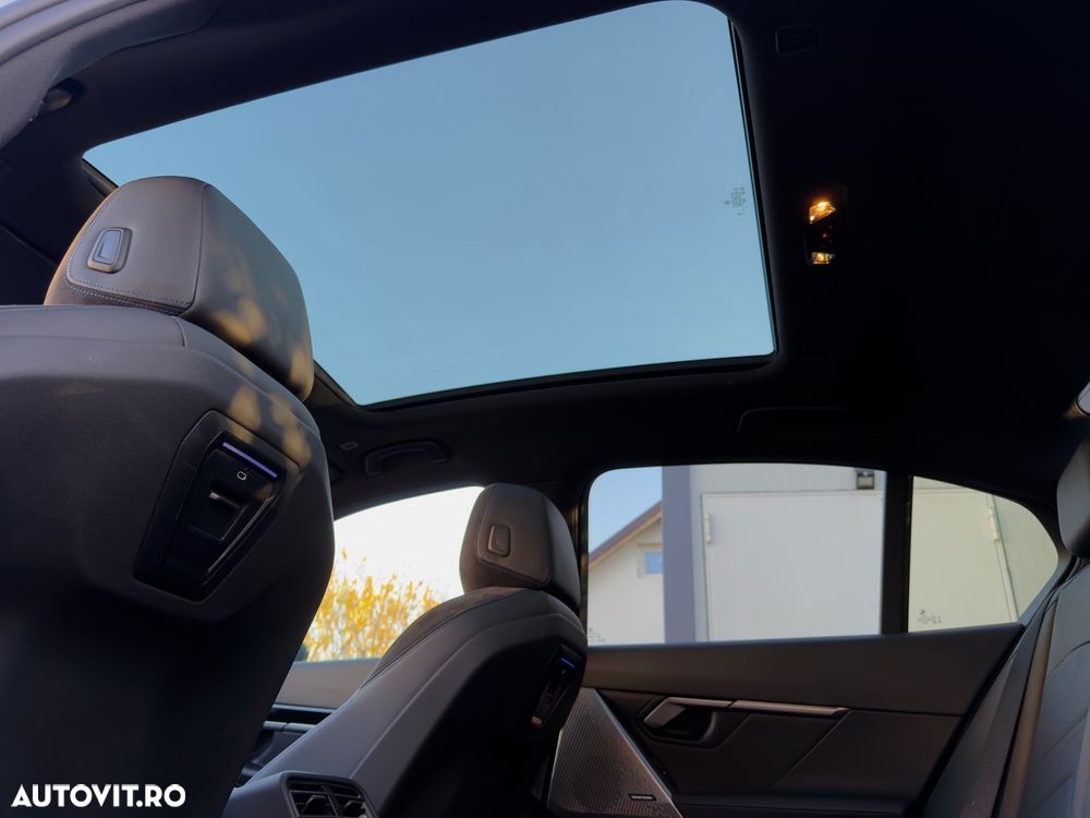 BMW Seria 5 520d AT MHEV - 11