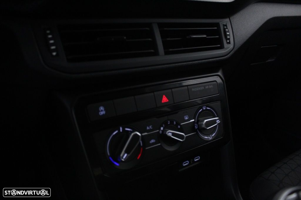 VW T-Cross 1.0 TSI Life - 28