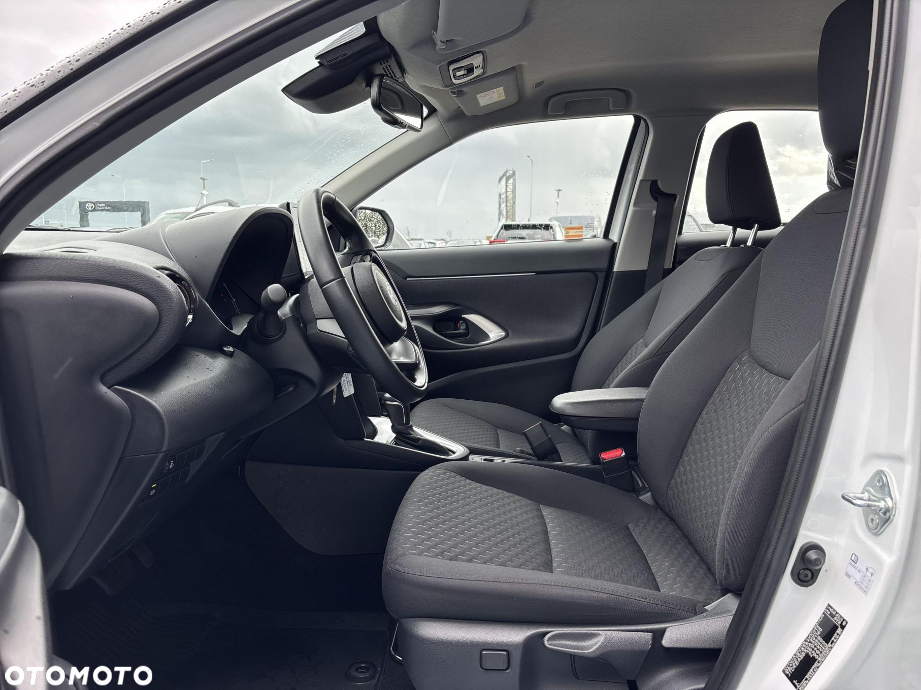 Toyota Yaris Cross Hybrid 1.5 Comfort - 10