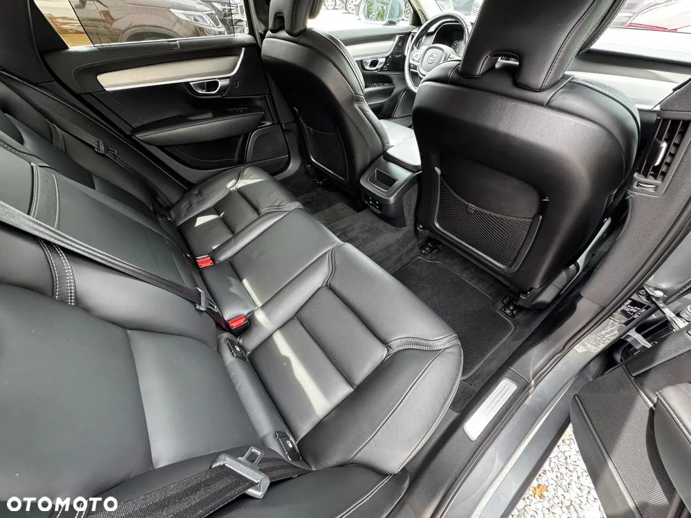 Volvo S90 D4 Inscription - 28