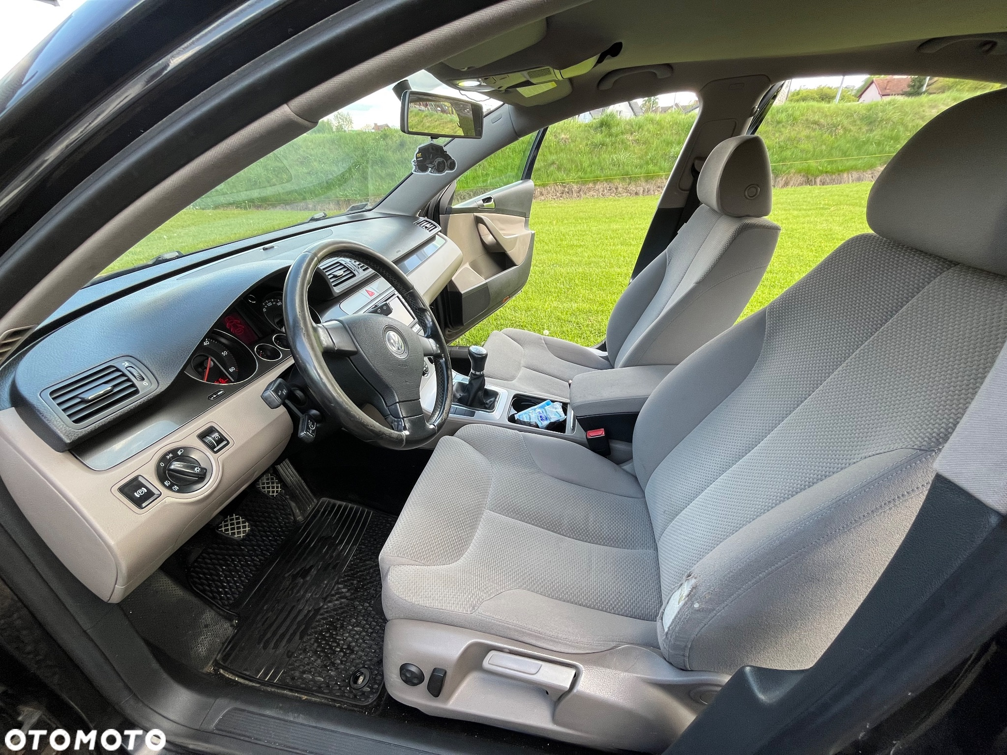 Volkswagen Passat 2.0 TDI Comfortline - 9
