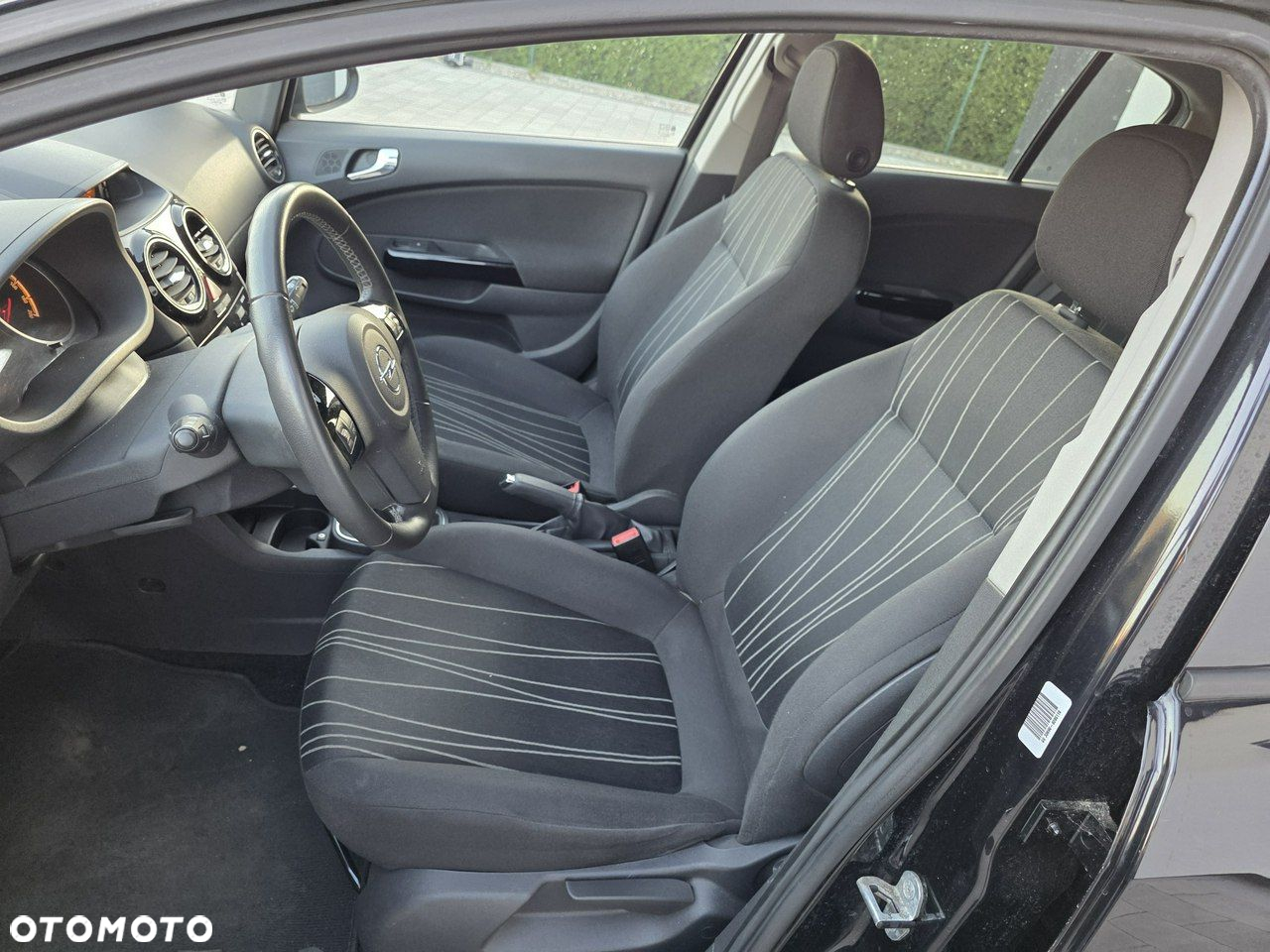 Opel Corsa 1.4 16V Edition 111 Jahre - 10