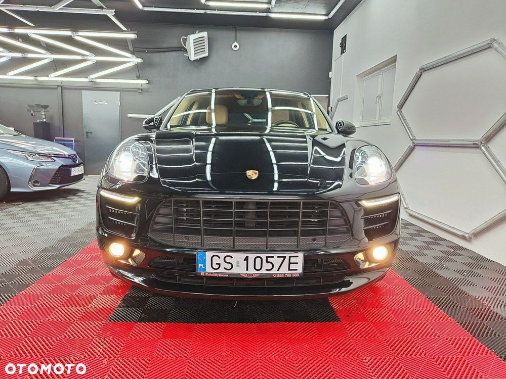 Porsche Macan S - 2