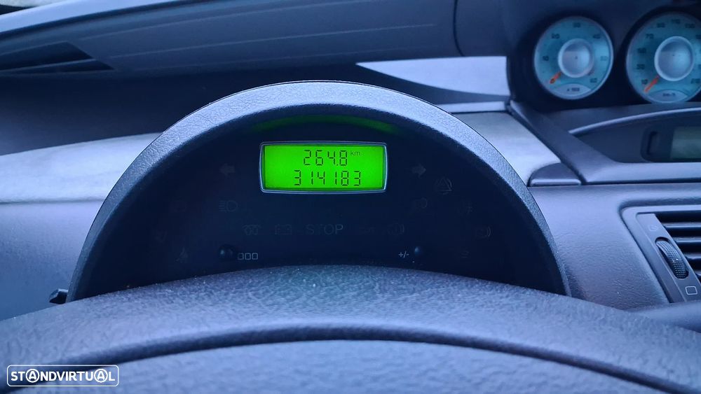 Peugeot 807 2.2 HDi Pullman - 12