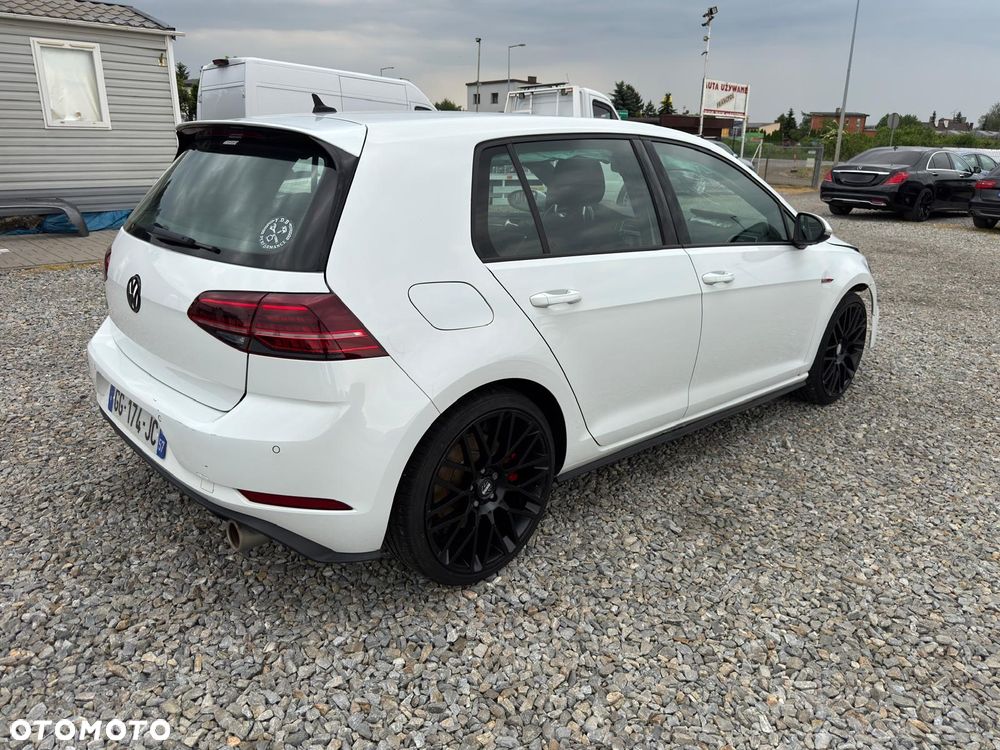 Volkswagen Golf GTI 2.0 TSI OPF DSG Performance - 6