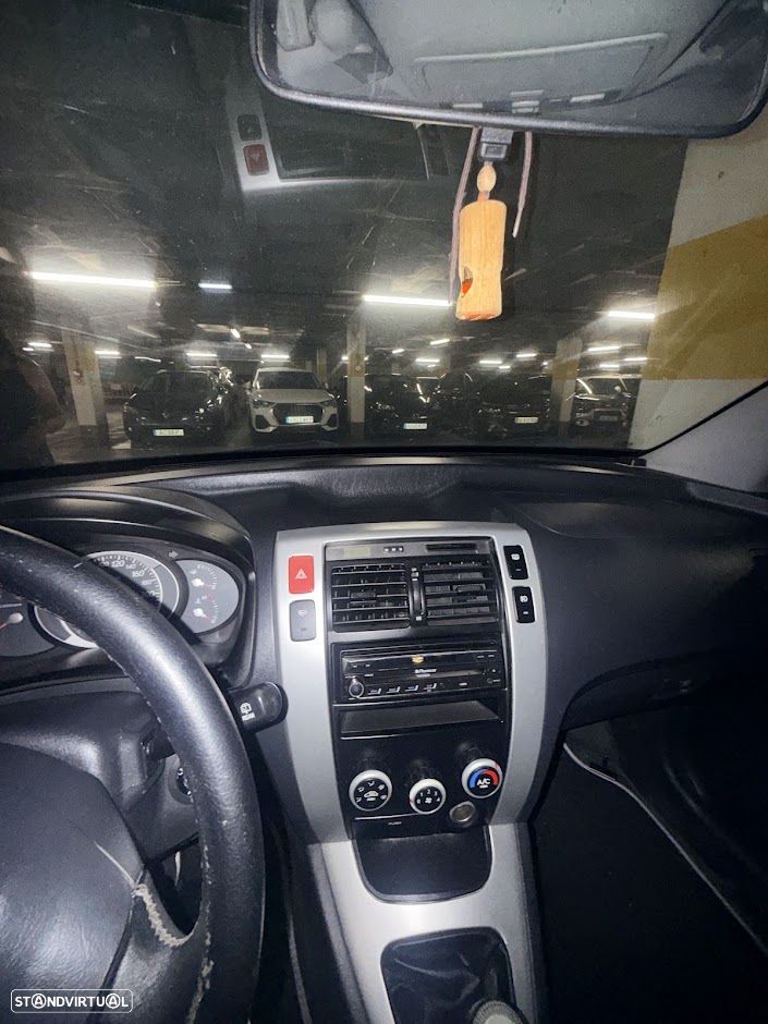 Hyundai Tucson 2.0 CRDi Comfort 4WD - 4