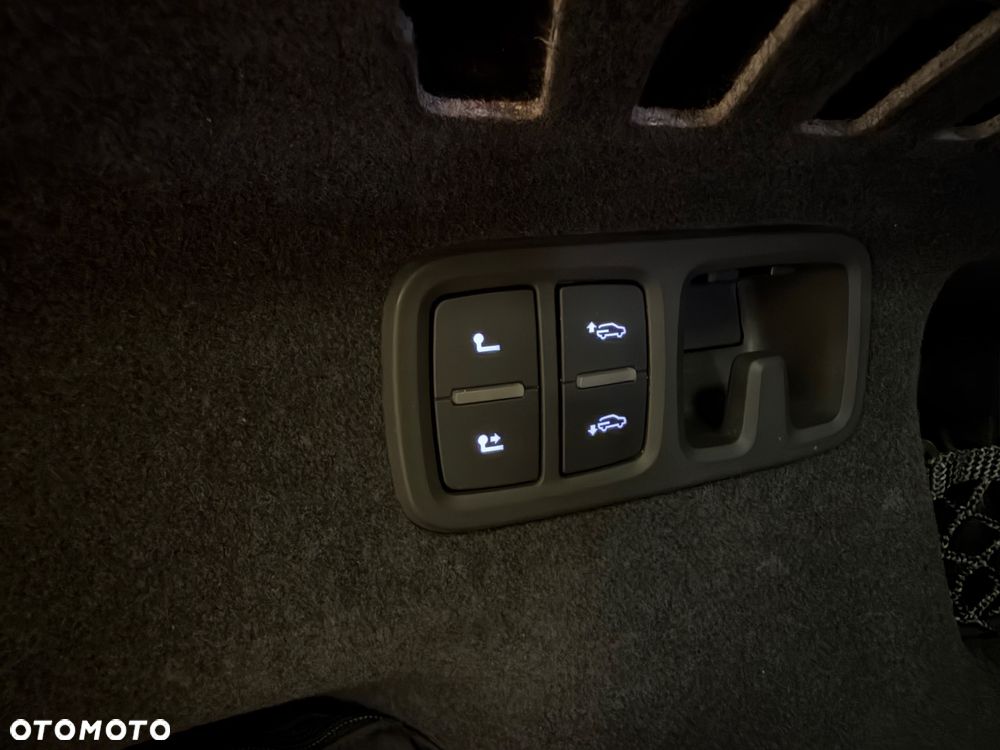 Audi Q8 45 TDI mHEV Quattro Tiptronic - 32