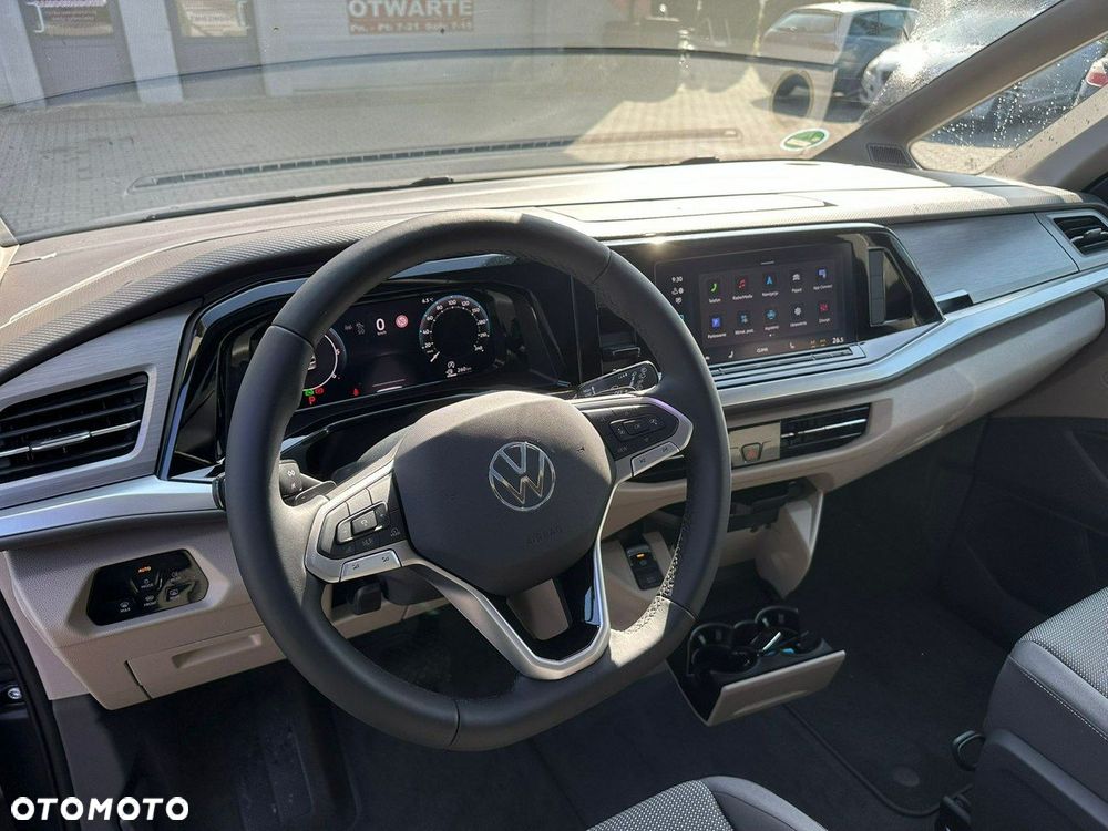 Volkswagen Multivan - 14