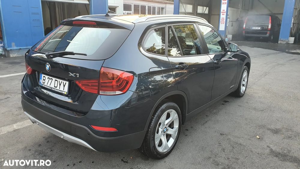 BMW X1 xDrive20d Aut. Sport Line - 4
