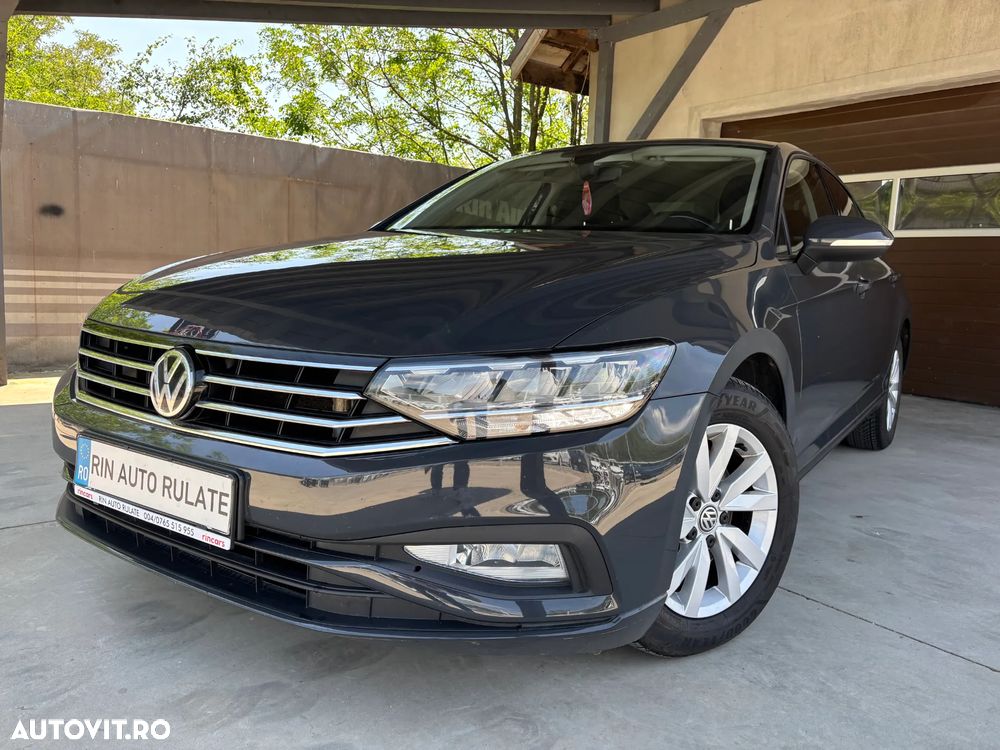 Volkswagen Passat - 4