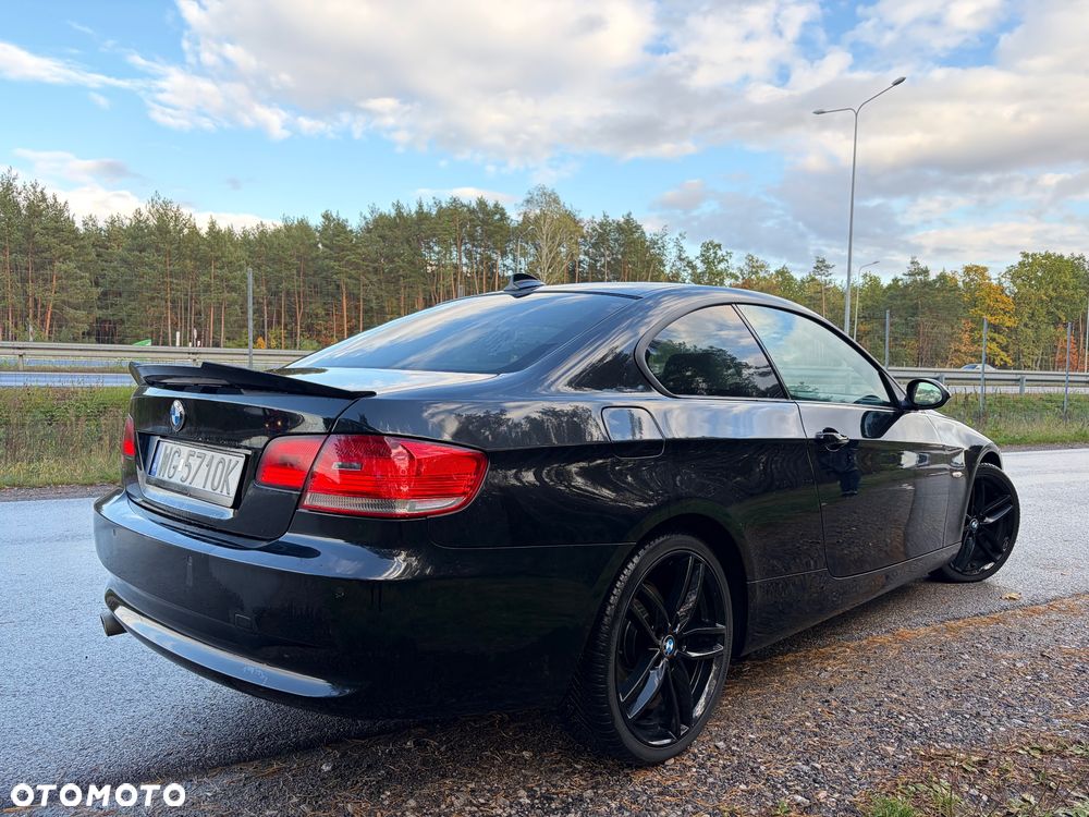 BMW Seria 3 320d - 31