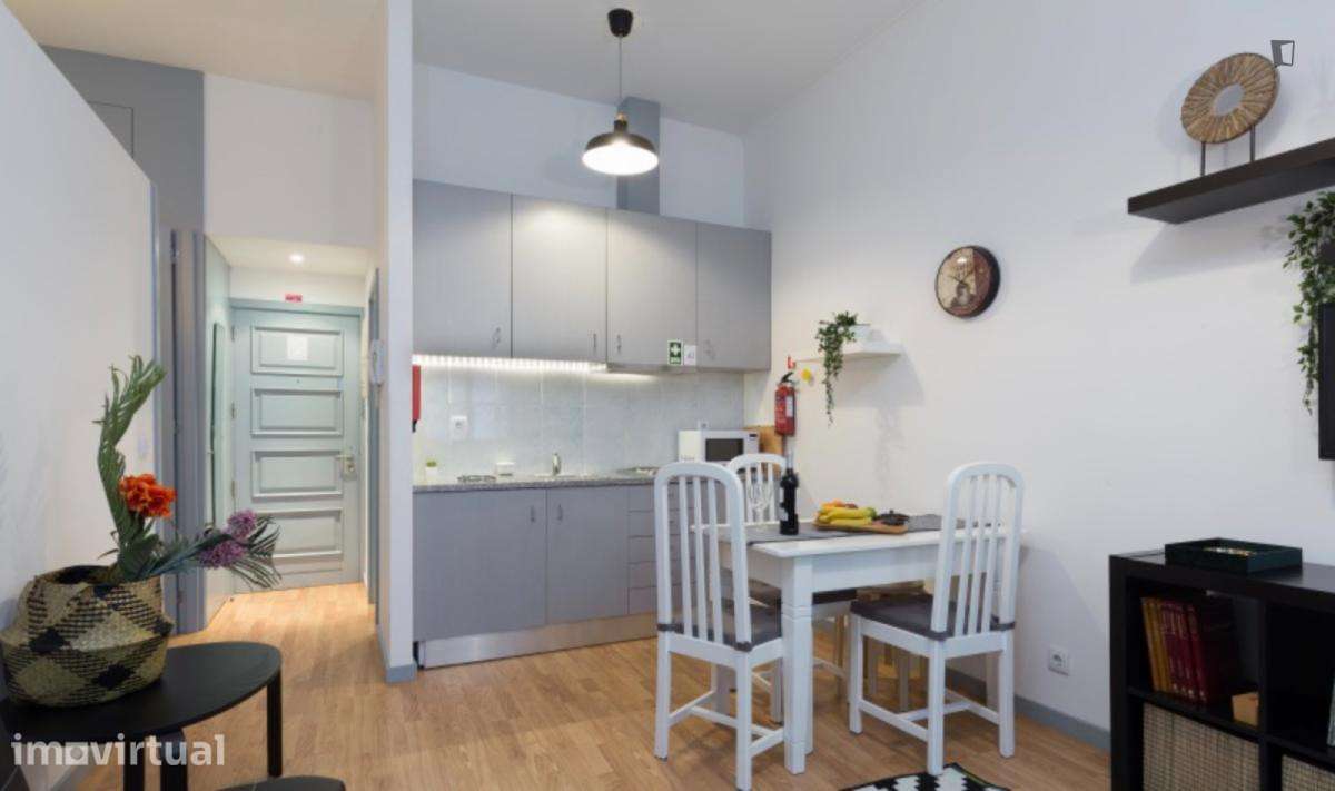 Apartamento com 2 quartos - localizado em Cedofeita Porto - Grande imagem: 4/18