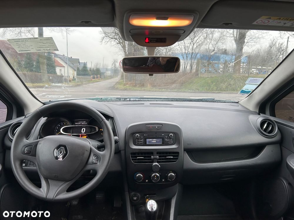 Renault Clio - 27