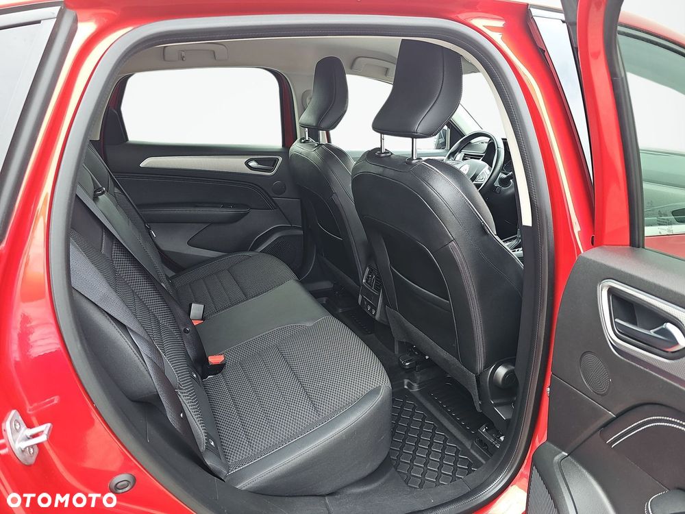 Renault Arkana 1.6 E-TECH Intens MMT - 18