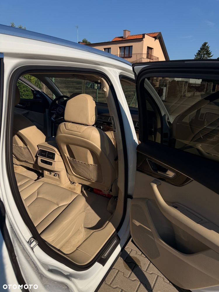 Audi Q7 55 TFSI mHEV Quattro S Line Tiptr - 9
