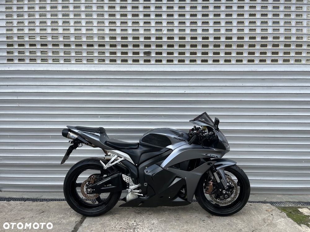 Honda CBR - 18