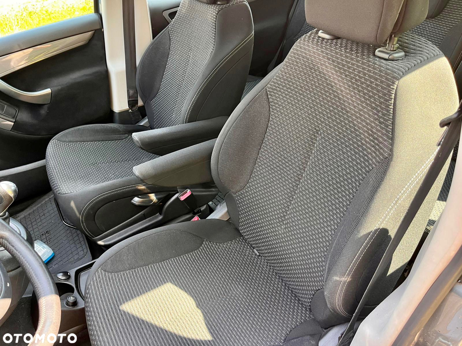 Citroën C4 Picasso - 9