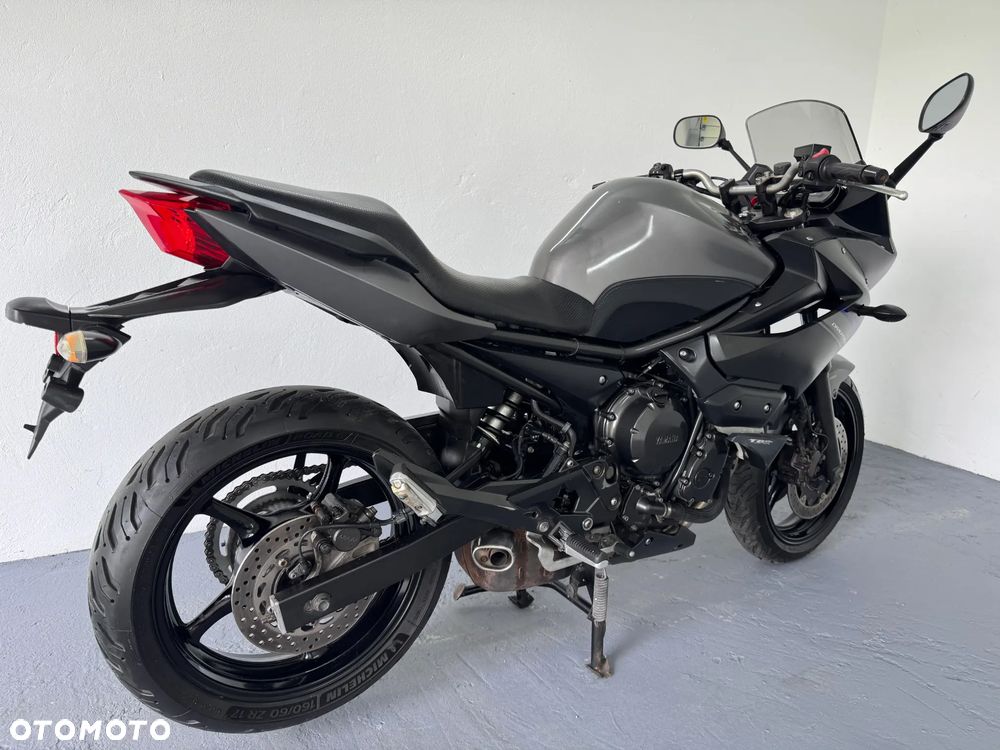 Yamaha XJ - 4
