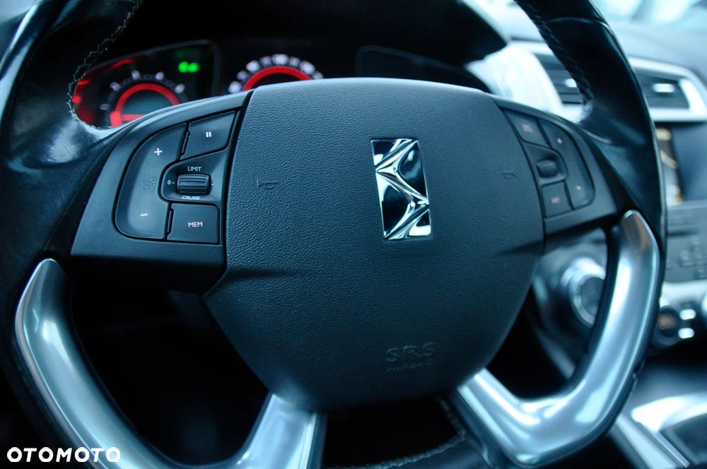 Citroën DS5 1.6 THP SportChic - 13
