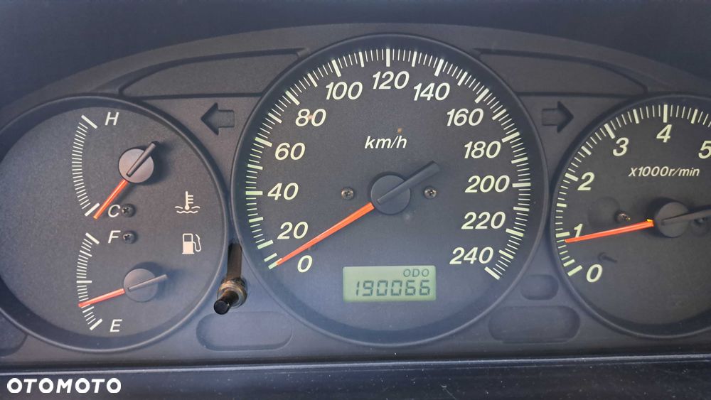 Mazda 626 - 6