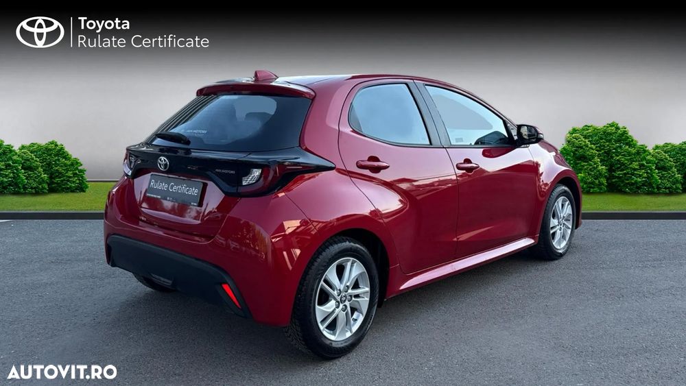 Toyota Yaris 1.5 L Dynamic - 5
