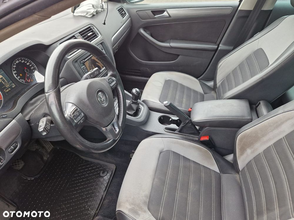 Volkswagen Jetta 1.4 TSI Highline - 13
