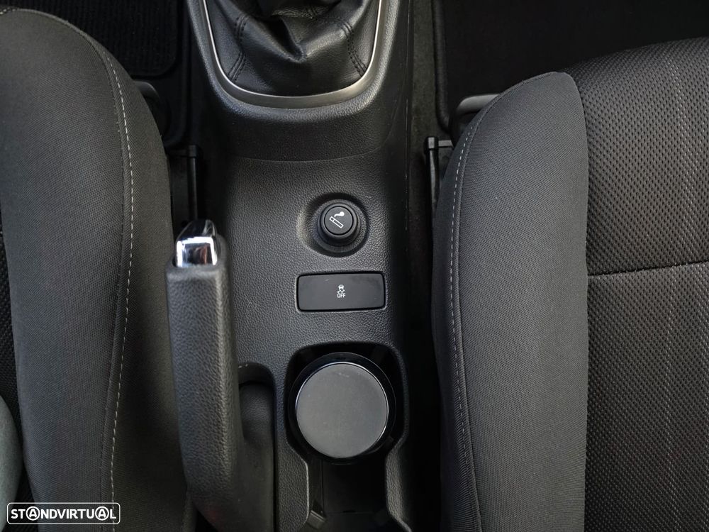 Chevrolet Aveo 1.2 LTZ - 36