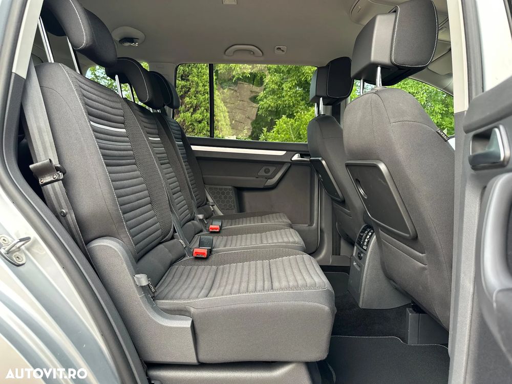 Volkswagen Touran 1.6 TDI DPF DSG Cup - 30