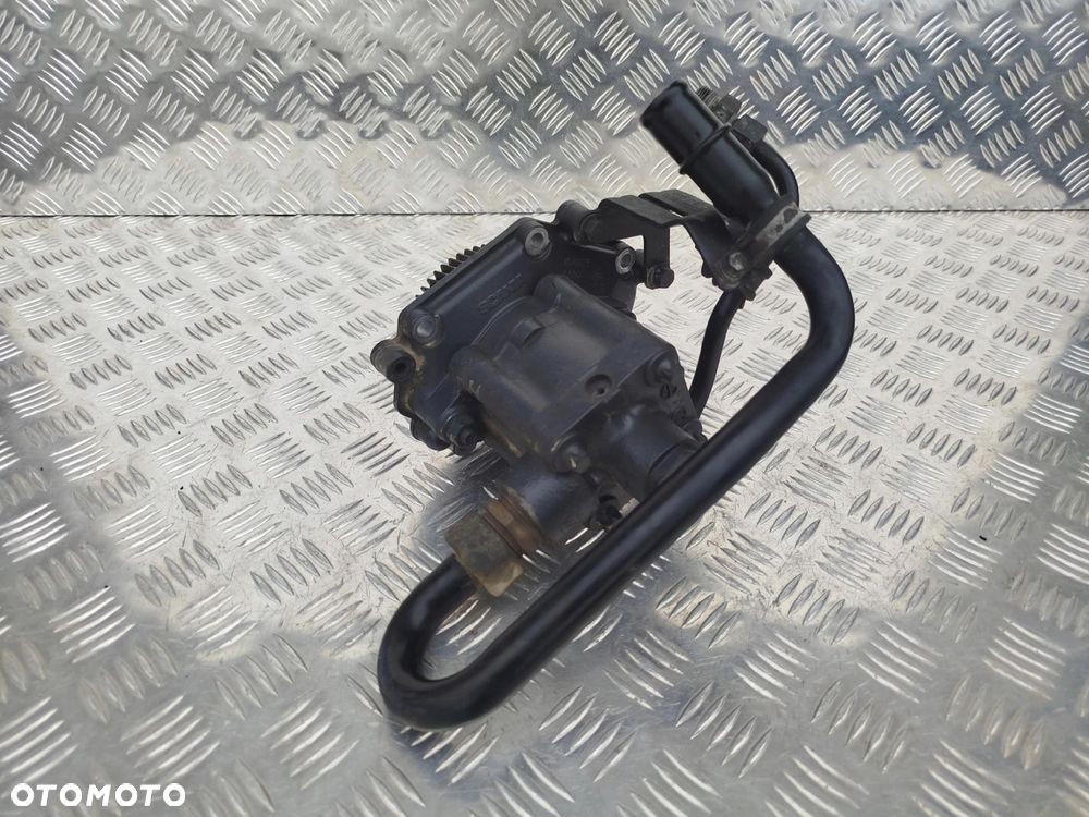 POMPA WSPOMAGANIA KIEROWNICY SCANIA R - 2