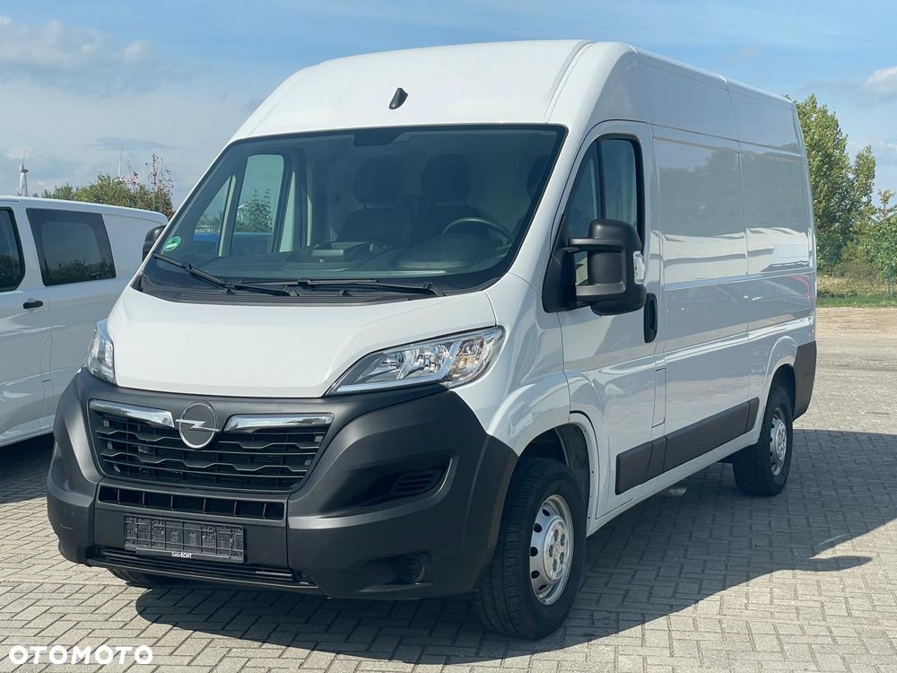 Opel Movano