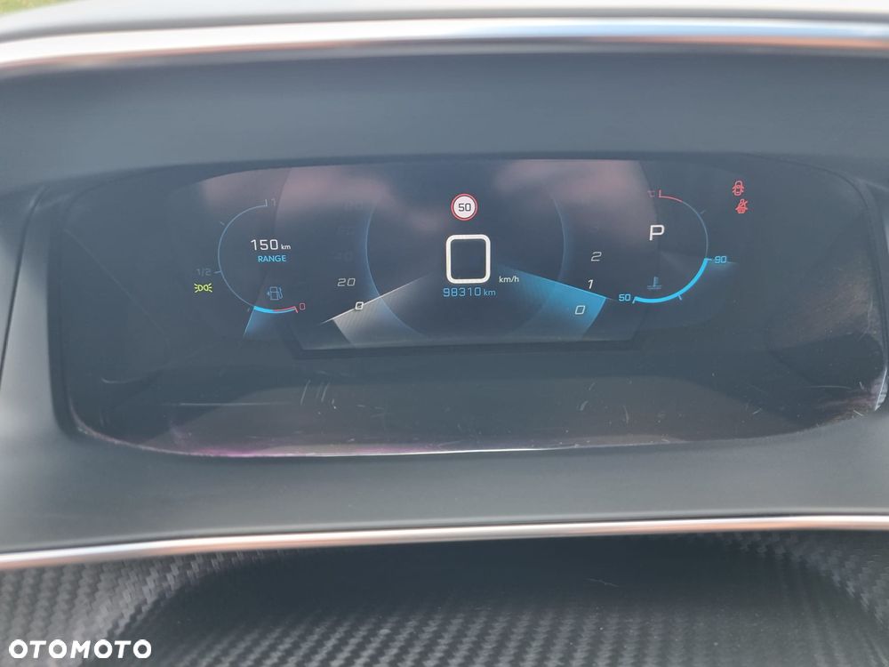Peugeot 2008 BlueHDi 130 EAT8 Allure Pack - 8
