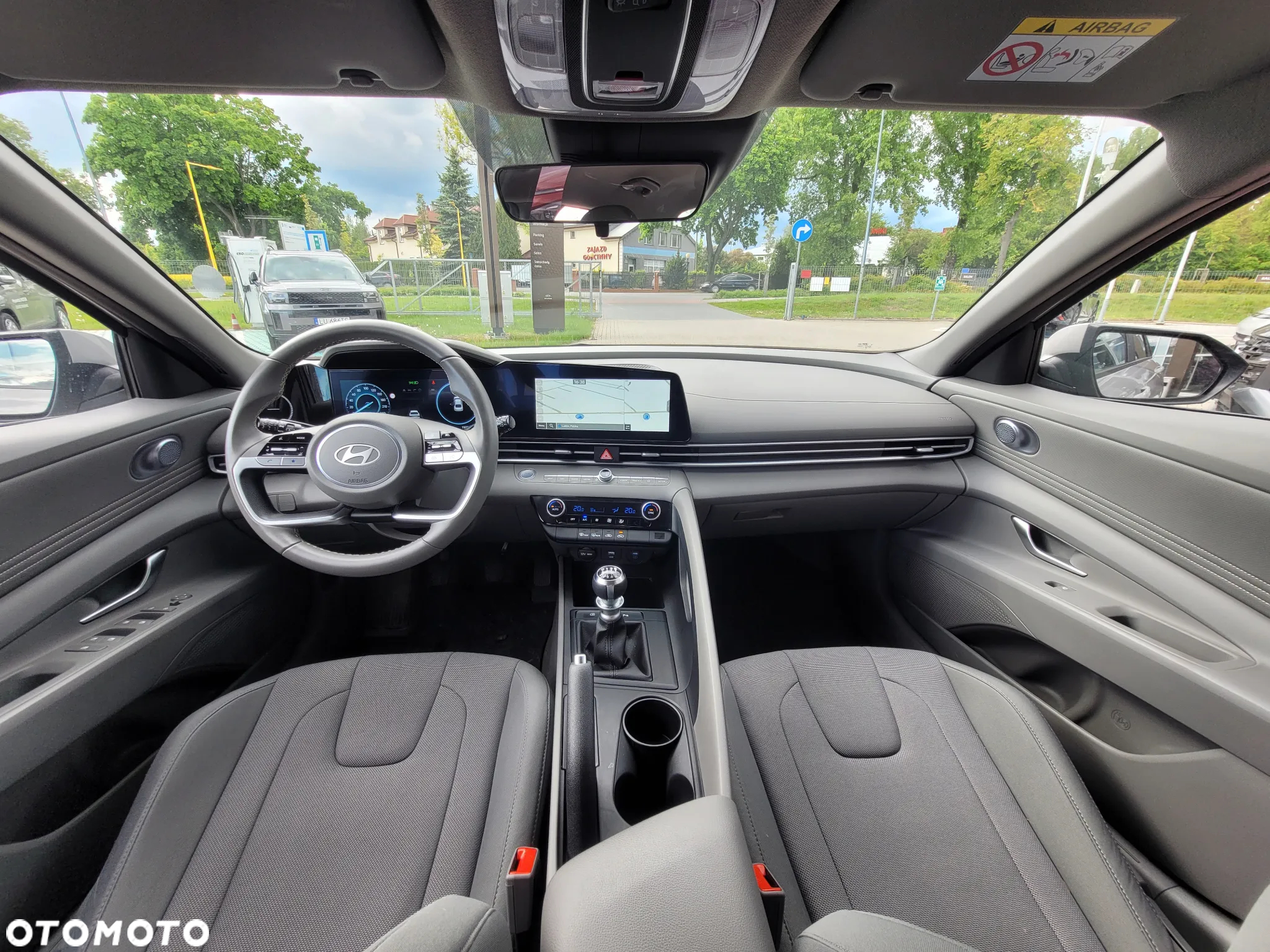 Hyundai Elantra 1.6 Modern - 9