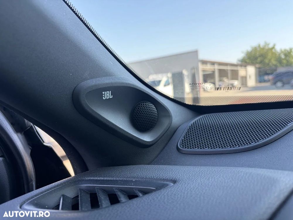 TOYOTA Yaris Cross 2023 — imagine 23