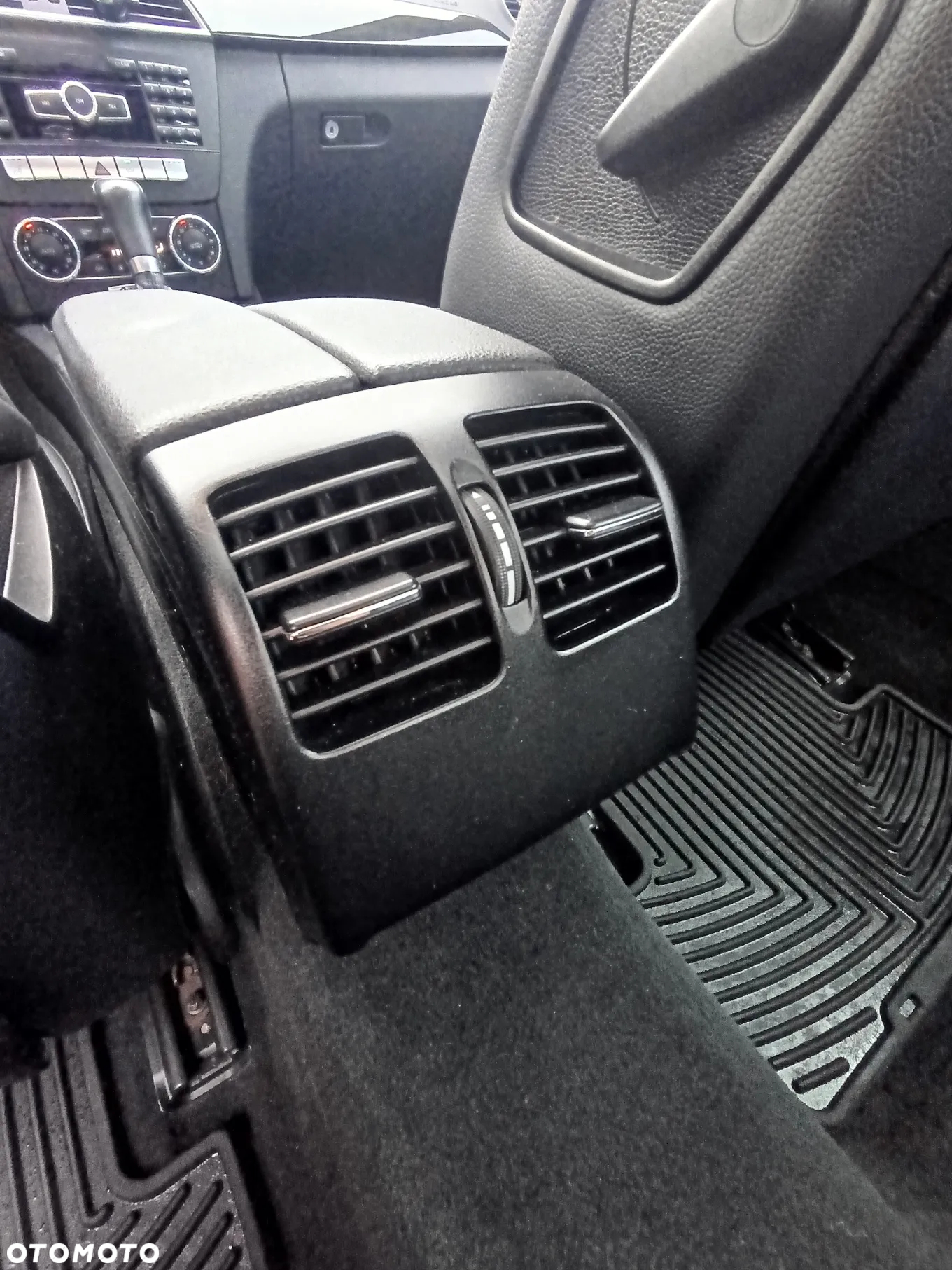 Mercedes-Benz Klasa C 350 4Matic 7G-TRONIC Avantgarde Edition - 22