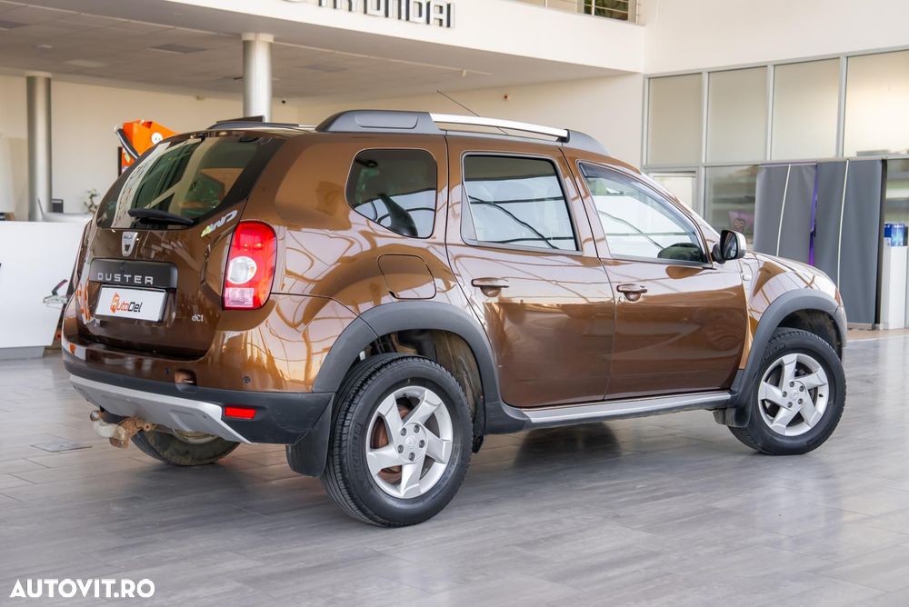 Dacia Duster dCi 90 FAP 4x4 Ambiance - 11