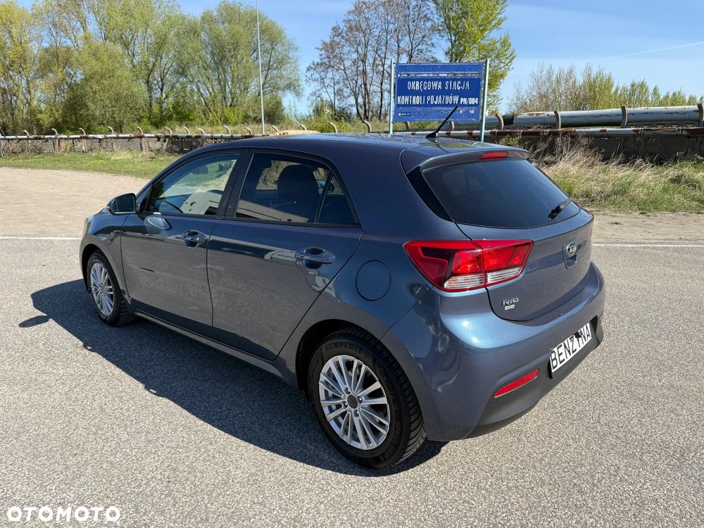 Kia Rio 1.2 Business Line - 31