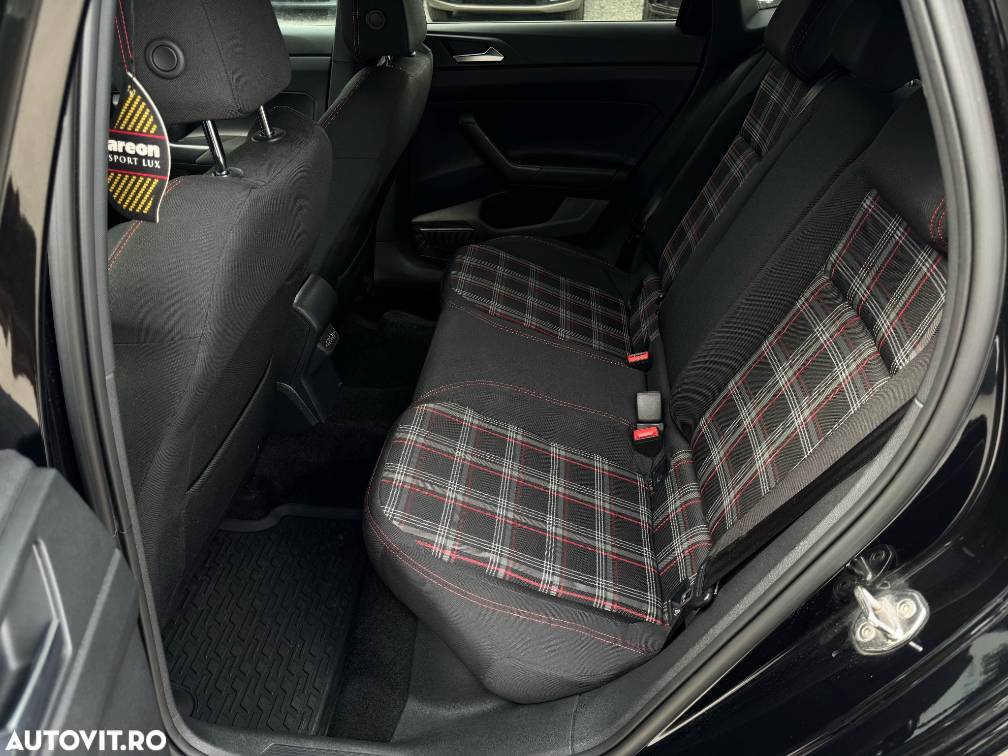 Volkswagen Polo 2.0 TSI OPF DSG GTI - 21