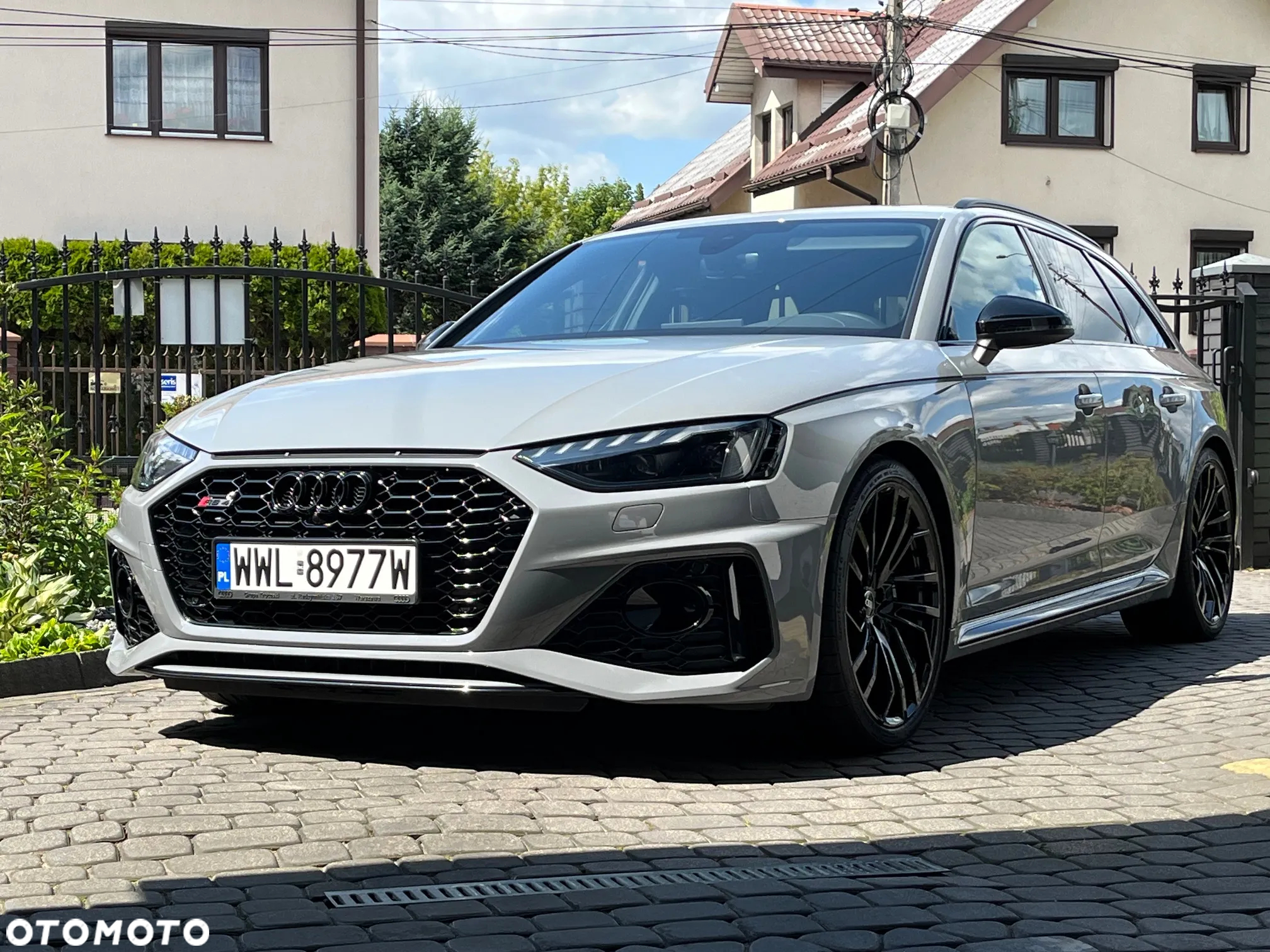 Audi RS4 TFSI Quattro Tiptronic - 13